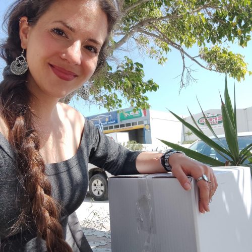 Μία κούτα με βιβλία!