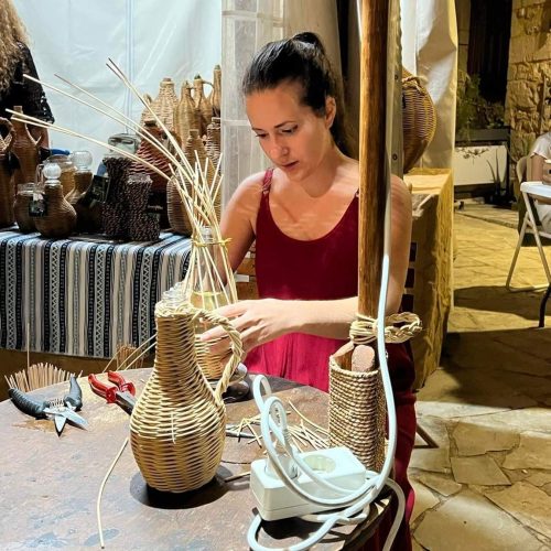 Νέος μήνας, νέα τέχνη